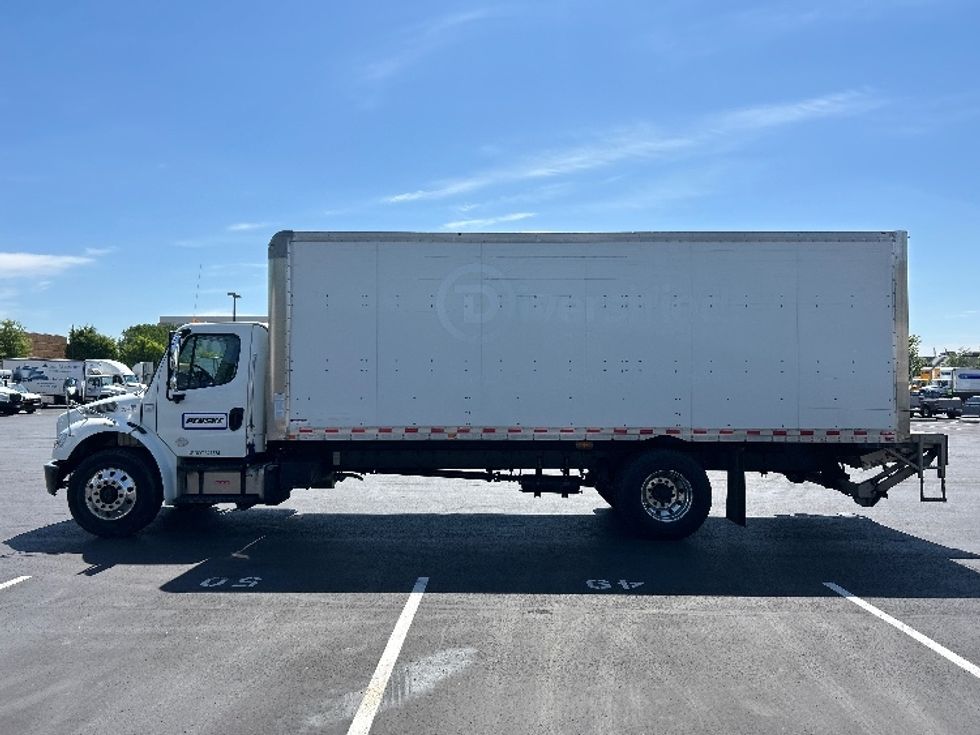 Medium Duty Box Truck-Light and Medium Duty Trucks-Freightliner-2019-M2-Sterling-VA-86,792\n\t\tmiles-$ 57,500 - Image 4