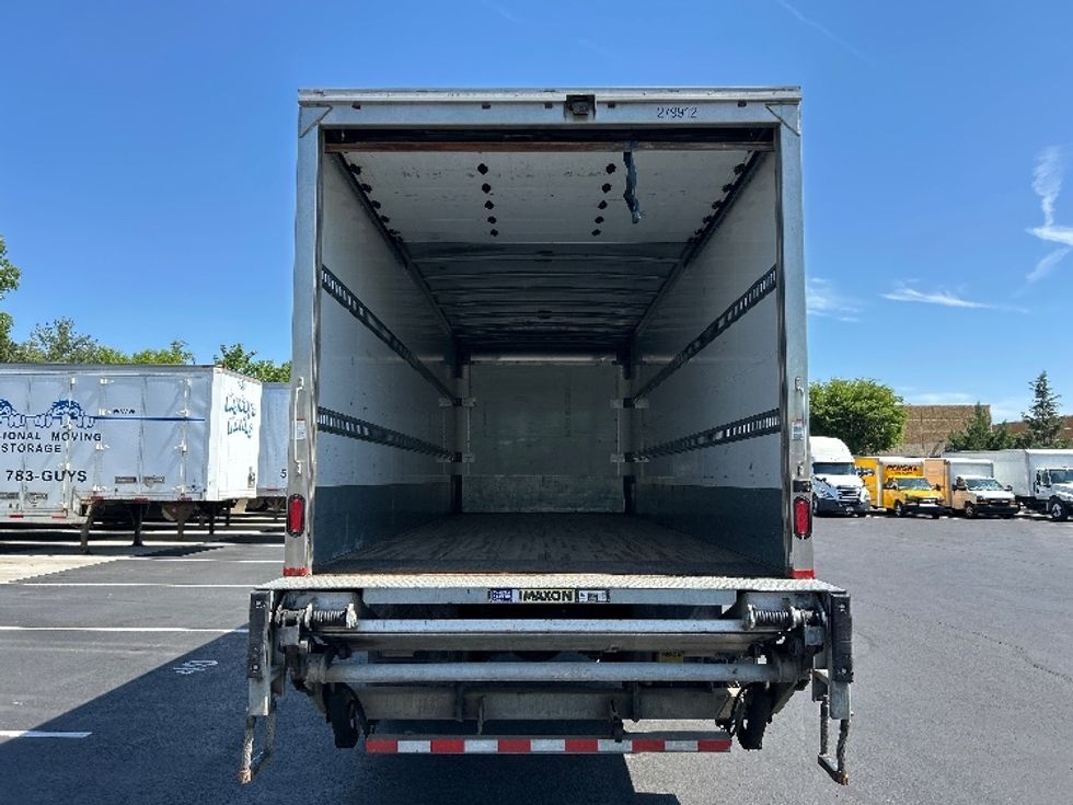 Medium Duty Box Truck-Light and Medium Duty Trucks-Freightliner-2019-M2-Sterling-VA-86,792\n\t\tmiles-$ 57,500 - Image 8