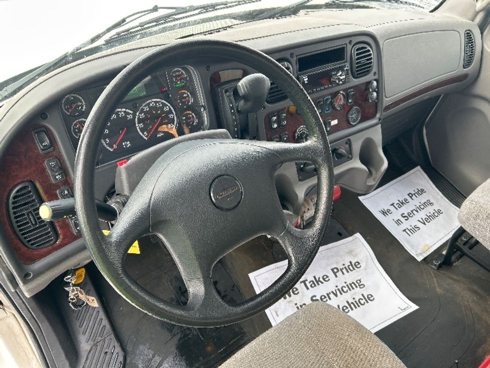 Medium Duty Box Truck-Light and Medium Duty Trucks-Freightliner-2019-M2-Sturtevant-WI-124,982\n\t\tmiles-$ 55,750 - Image 17