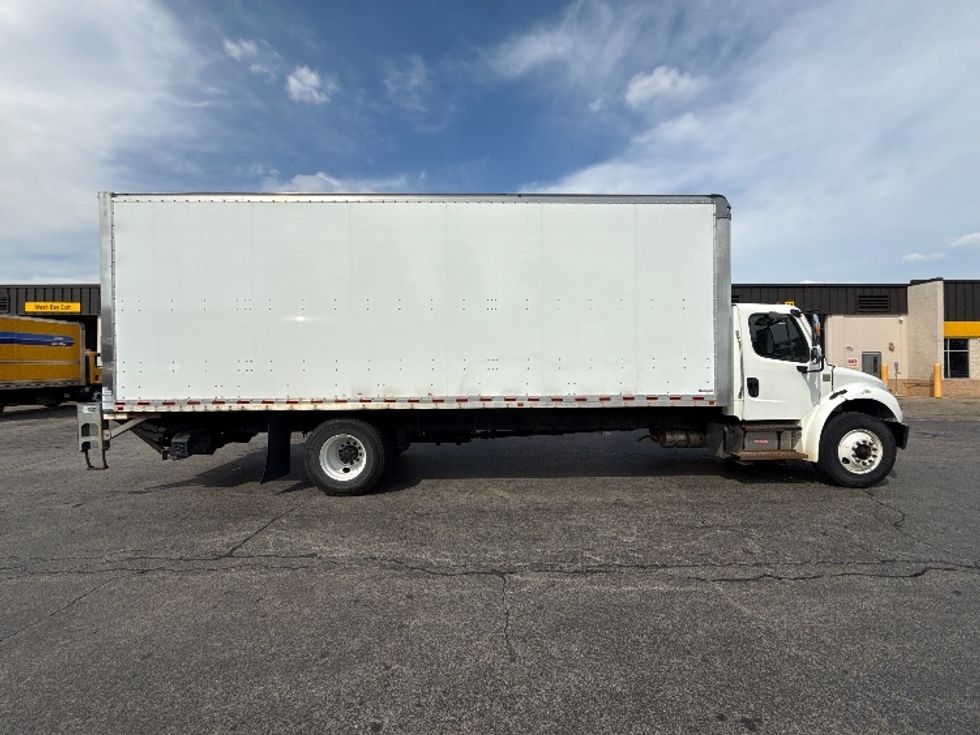 Medium Duty Box Truck-Light and Medium Duty Trucks-Freightliner-2019-M2-Sturtevant-WI-133,822\n\t\tmiles-$ 52,750 - Image 15