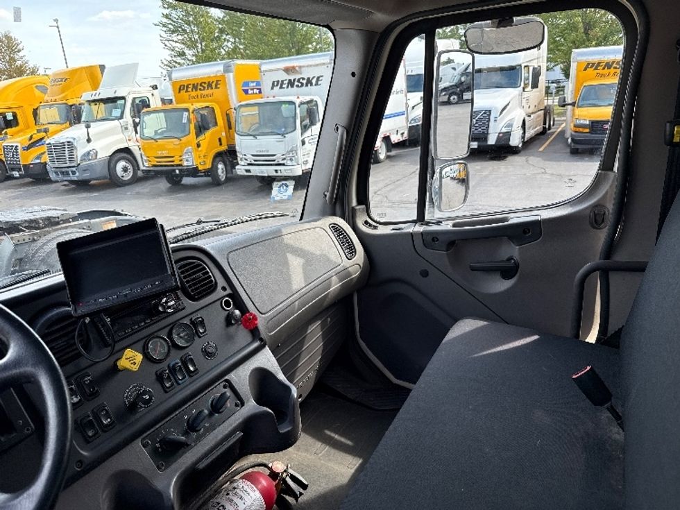 Medium Duty Box Truck-Light and Medium Duty Trucks-Freightliner-2019-M2-Sturtevant-WI-133,822\n\t\tmiles-$ 52,750 - Image 19