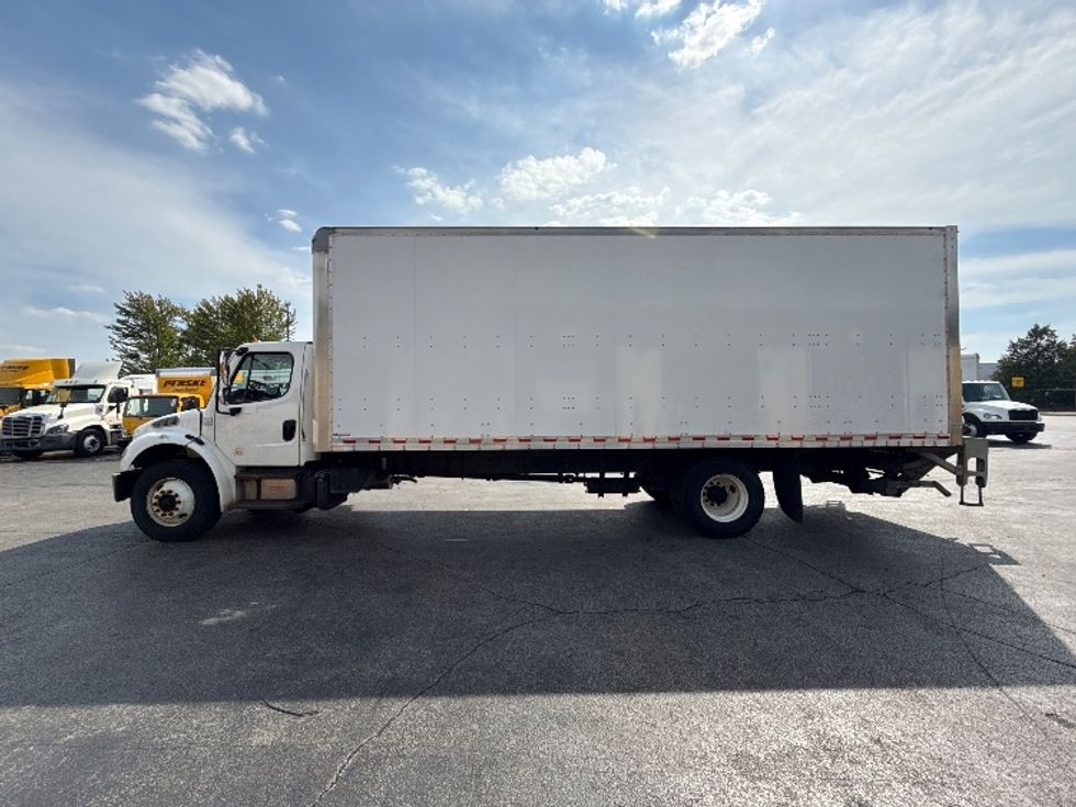 Medium Duty Box Truck-Light and Medium Duty Trucks-Freightliner-2019-M2-Sturtevant-WI-133,822\n\t\tmiles-$ 52,750 - Image 4