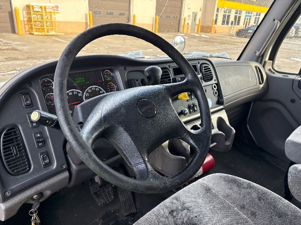 Medium Duty Box Truck-Light and Medium Duty Trucks-Freightliner-2019-M2-Sturtevant-WI-136,841\n\t\tmiles-$ 47,750 - Image 17