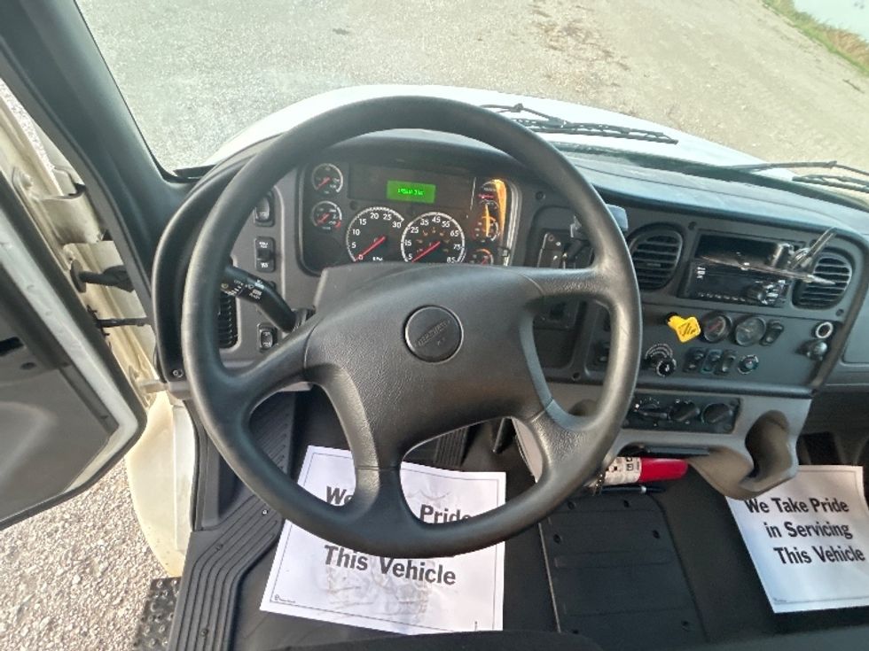Medium Duty Box Truck-Light and Medium Duty Trucks-Freightliner-2019-M2-Sturtevant-WI-155,429\n\t\tmiles-$ 49,750 - Image 18