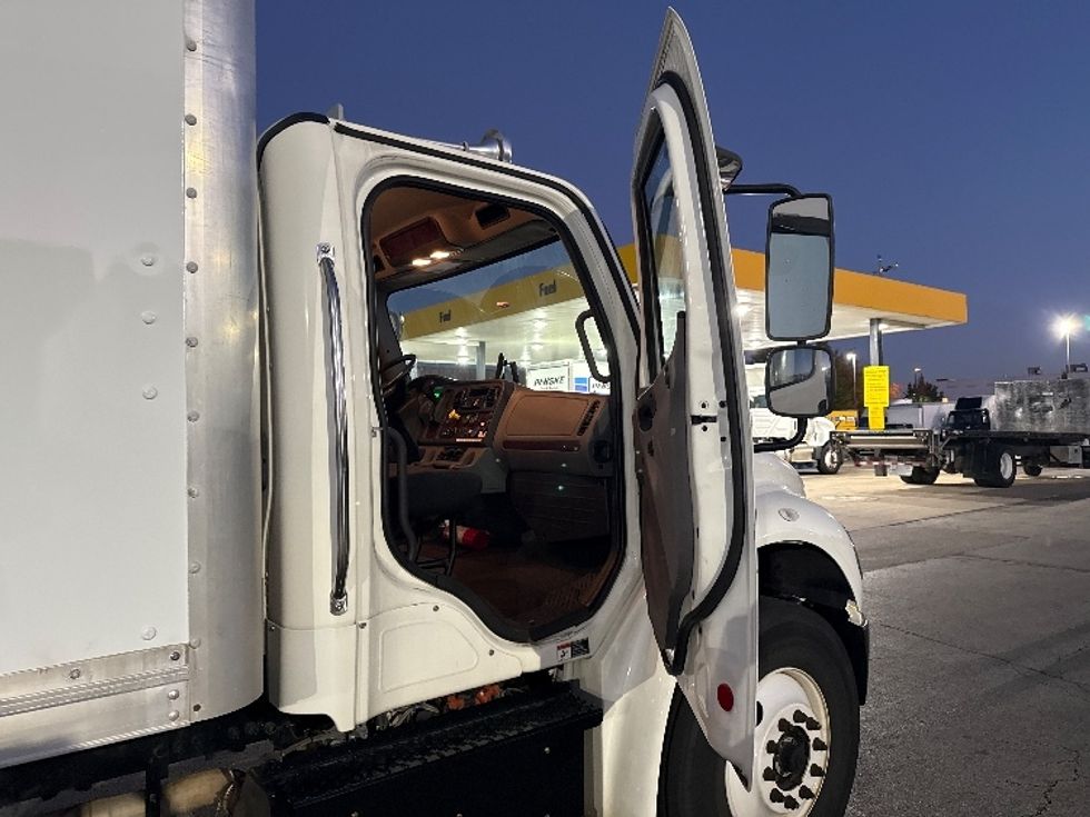 Medium Duty Box Truck-Light and Medium Duty Trucks-Freightliner-2019-M2-Sturtevant-WI-164,440\n\t\tmiles-$ 41,000 - Image 20