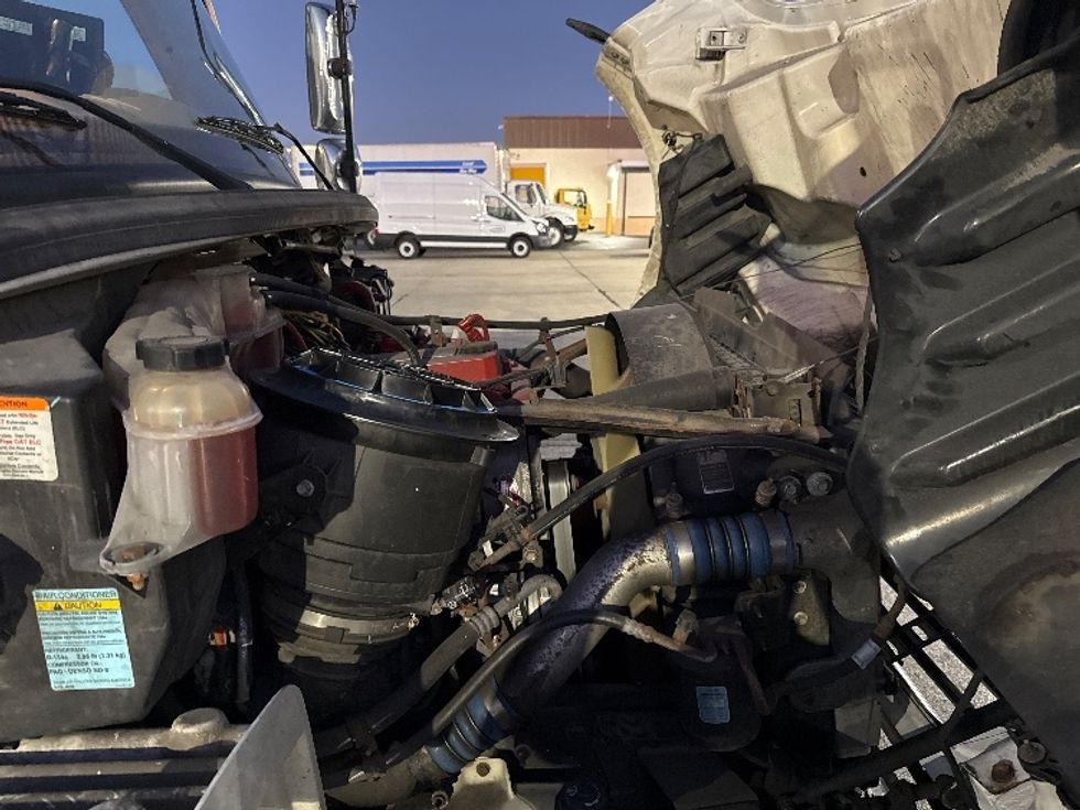 Medium Duty Box Truck-Light and Medium Duty Trucks-Freightliner-2019-M2-Sturtevant-WI-164,440\n\t\tmiles-$ 41,000 - Image 23