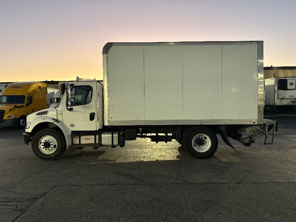 Medium Duty Box Truck-Light and Medium Duty Trucks-Freightliner-2019-M2-Sturtevant-WI-164,440\n\t\tmiles-$ 41,000 - Image 4