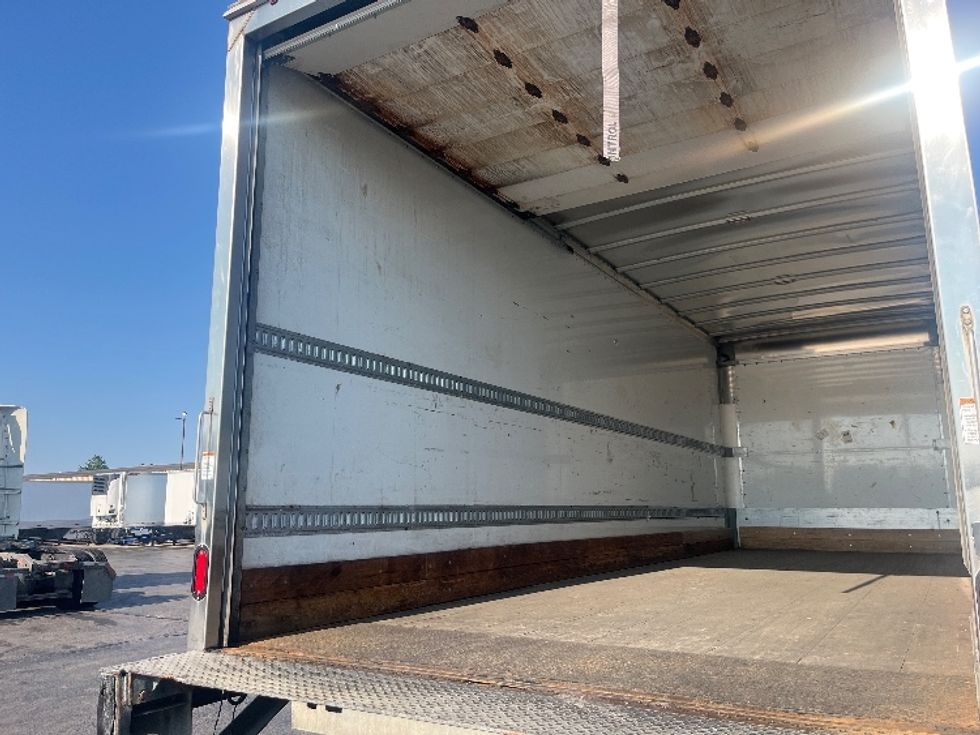 Medium Duty Box Truck-Light and Medium Duty Trucks-Freightliner-2019-M2-Sturtevant-WI-174,492\n\t\tmiles-$ 47,000 - Image 11