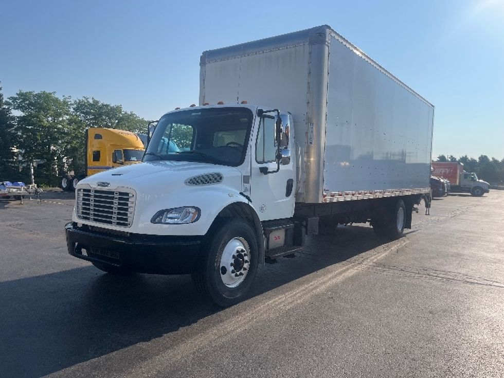 2019 Freightliner M2 106 Medium Duty photo 3