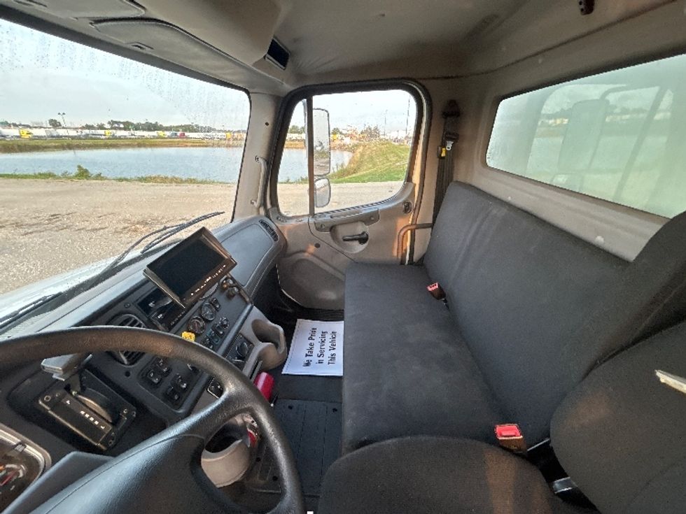 Medium Duty Box Truck-Light and Medium Duty Trucks-Freightliner-2019-M2-Sturtevant-WI-184,955\n\t\tmiles-$ 45,250 - Image 19