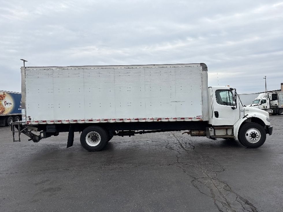 2019 Freightliner M2 106 Medium Duty photo 12