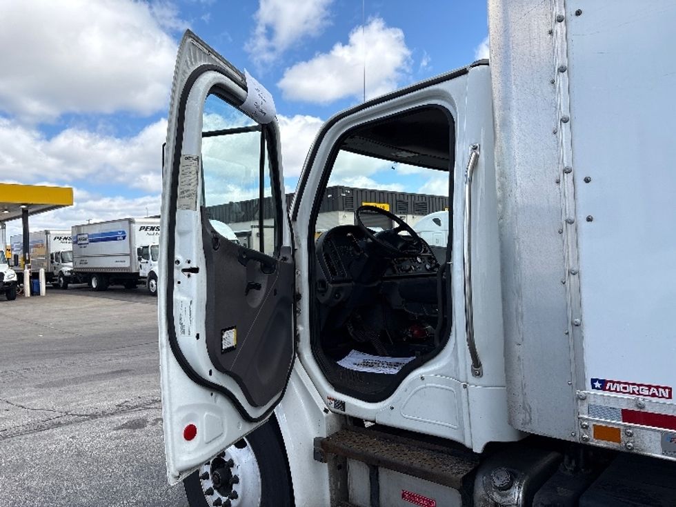 2019 Freightliner M2 106 Medium Duty photo 13