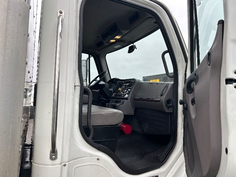 Medium Duty Box Truck-Light and Medium Duty Trucks-Freightliner-2019-M2-Sturtevant-WI-291,907\n\t\tmiles-$ 32,500 - Image 20