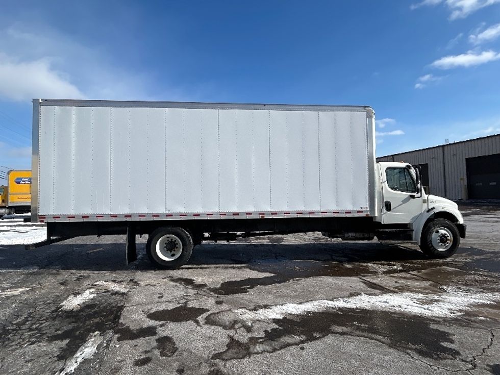 Medium Duty Box Truck-Light and Medium Duty Trucks-Freightliner-2019-M2-Sturtevant-WI-4,946\n\t\tmiles-$ 56,750 - Image 14