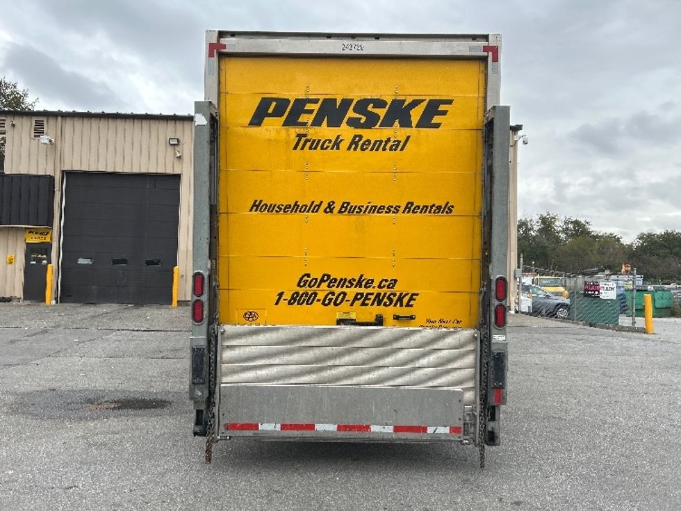 Medium Duty Box Truck-Light and Medium Duty Trucks-Freightliner-2019-M2-Surrey-BC-165,459\n\t\tkm-$ 74,750 - Image 7