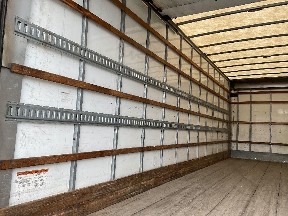 Medium Duty Box Truck-Light and Medium Duty Trucks-Freightliner-2019-M2-Surrey-BC-259,584\n\t\tkm-$ 66,750 - Image 11