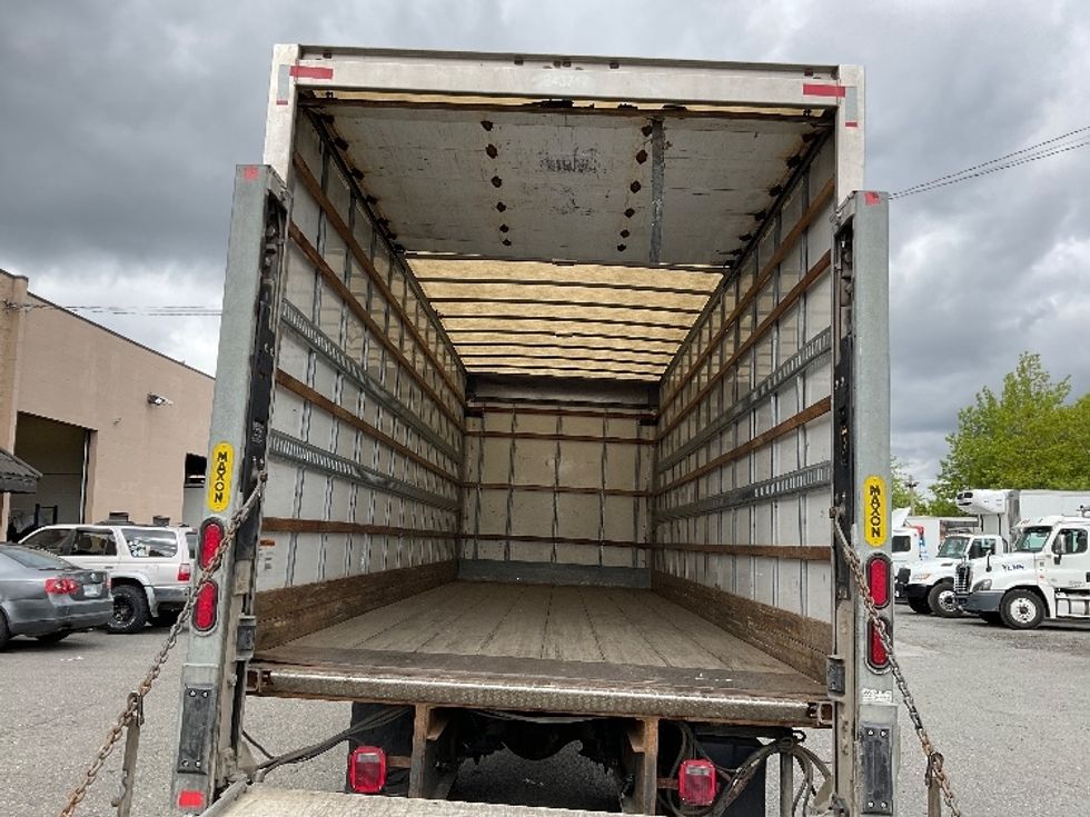 Medium Duty Box Truck-Light and Medium Duty Trucks-Freightliner-2019-M2-Surrey-BC-259,584\n\t\tkm-$ 66,750 - Image 8