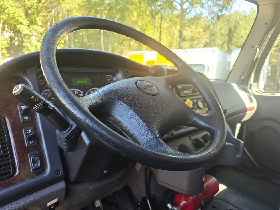 Medium Duty Box Truck-Light and Medium Duty Trucks-Freightliner-2019-M2-Suwanee-GA-192,044\n\t\tmiles-$ 49,750 - Image 17