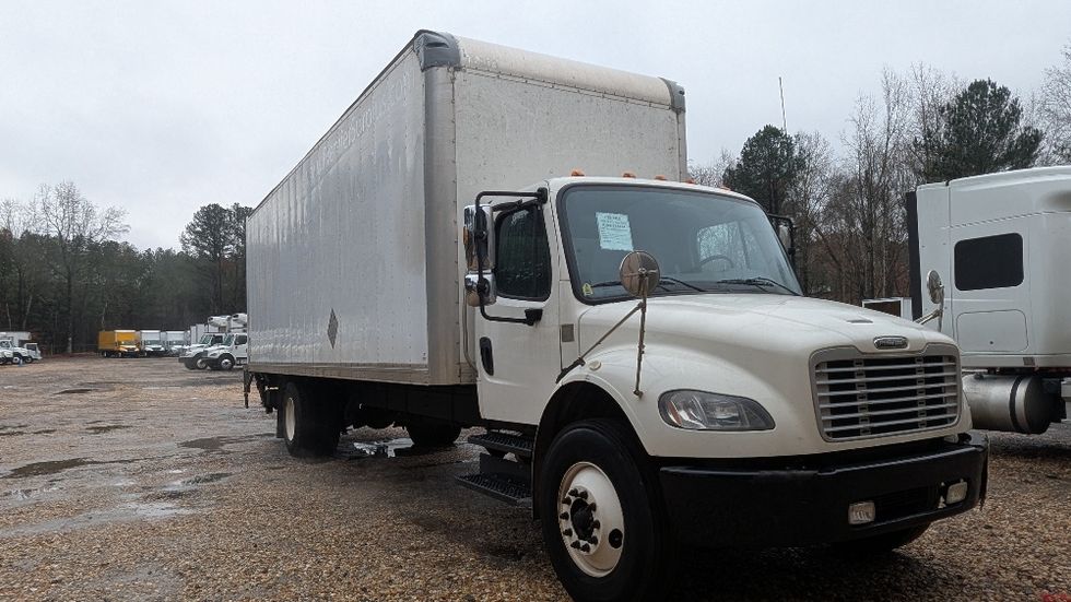 Medium Duty Box Truck-Light and Medium Duty Trucks-Freightliner-2019-M2-Suwanee-GA-231,688\n\t\tmiles-$ 36,250 - Image 1