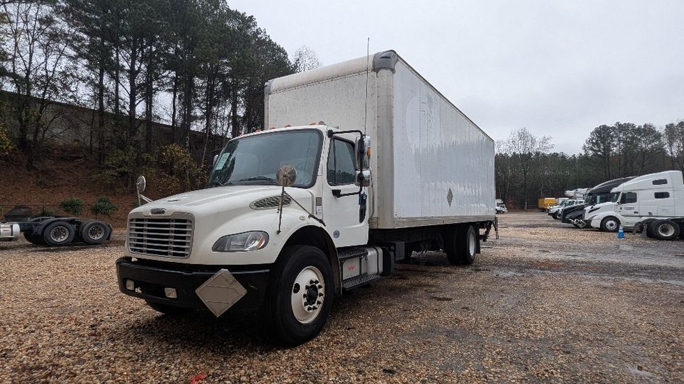 Medium Duty Box Truck-Light and Medium Duty Trucks-Freightliner-2019-M2-Suwanee-GA-231,688\n\t\tmiles-$ 36,250 - Image 3
