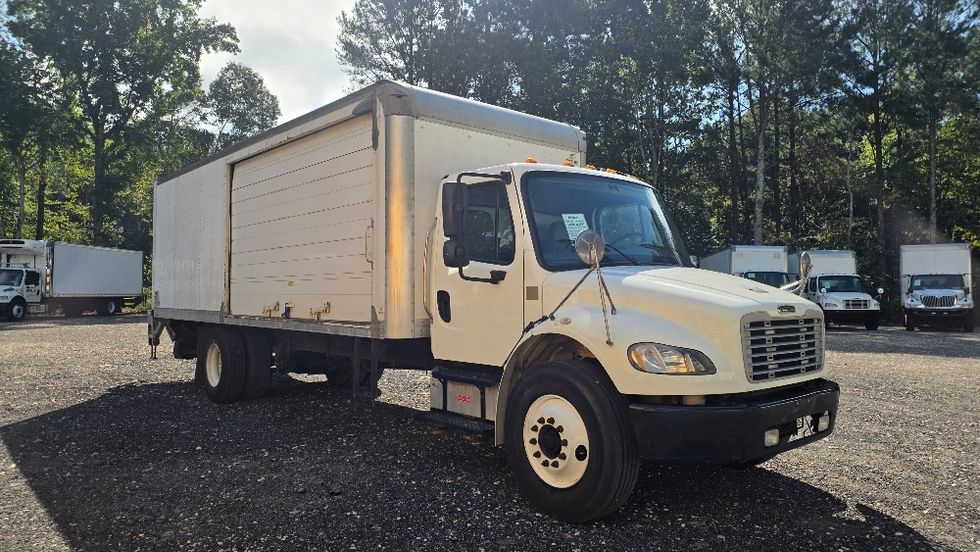 Medium Duty Box Truck-Light and Medium Duty Trucks-Freightliner-2019-M2-Suwanee-GA-279,534\n\t\tmiles-$ 35,750 - Image 1