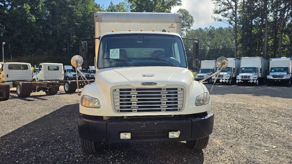 Medium Duty Box Truck-Light and Medium Duty Trucks-Freightliner-2019-M2-Suwanee-GA-279,534\n\t\tmiles-$ 35,750 - Image 2