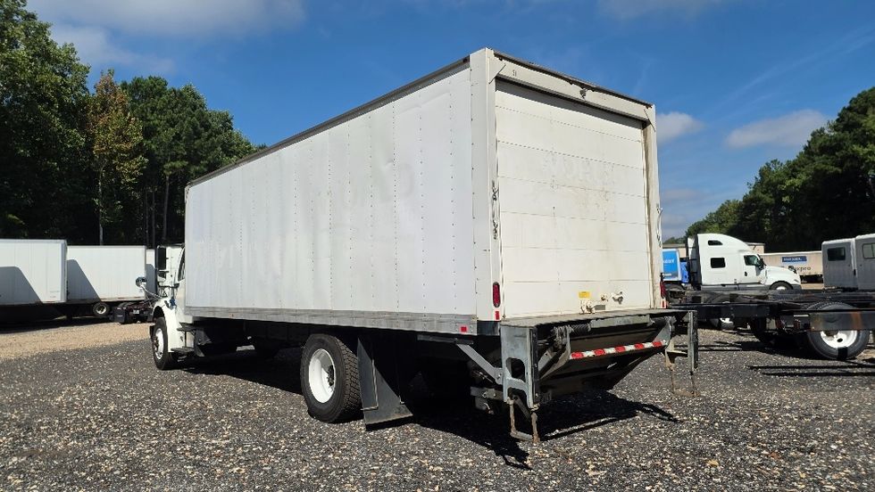 Medium Duty Box Truck-Light and Medium Duty Trucks-Freightliner-2019-M2-Suwanee-GA-279,534\n\t\tmiles-$ 35,750 - Image 6