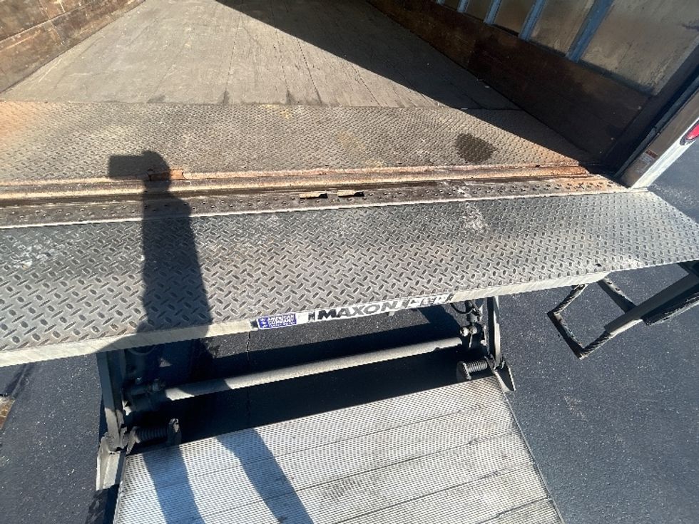 Medium Duty Box Truck-Light and Medium Duty Trucks-Freightliner-2019-M2-Swedesboro-NJ-224,879\n\t\tmiles-$ 52,750 - Image 10