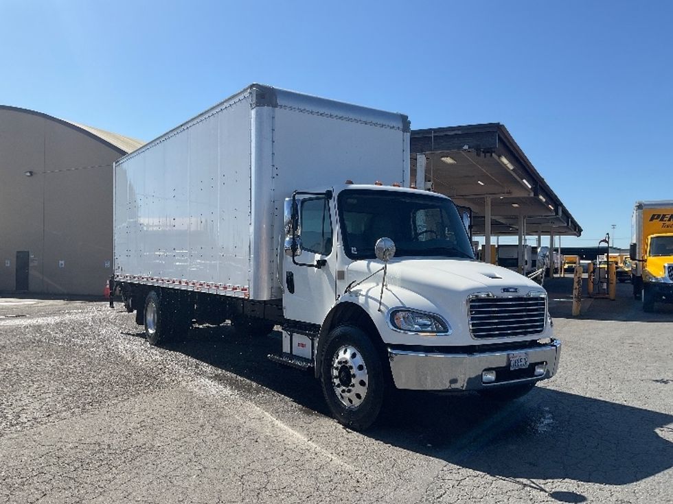 Medium Duty Box Truck-Light and Medium Duty Trucks-Freightliner-2019-M2-Tacoma-WA-147,076\n\t\tmiles-$ 55,750 - Image 1