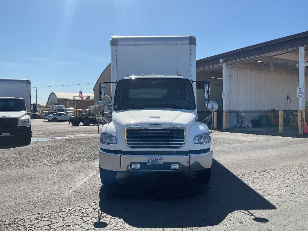 Medium Duty Box Truck-Light and Medium Duty Trucks-Freightliner-2019-M2-Tacoma-WA-147,076\n\t\tmiles-$ 55,750 - Image 2