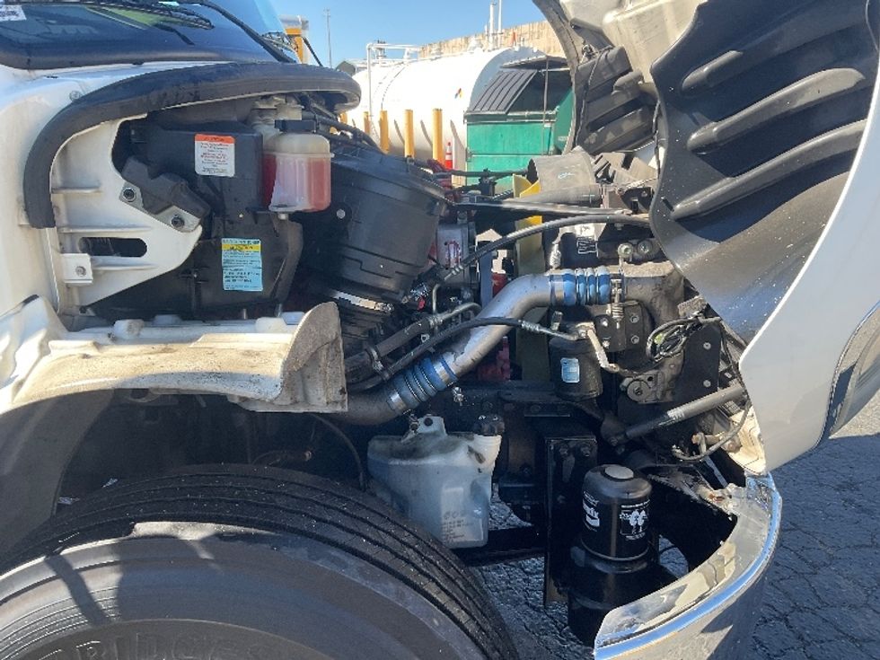 Medium Duty Box Truck-Light and Medium Duty Trucks-Freightliner-2019-M2-Tacoma-WA-147,076\n\t\tmiles-$ 55,750 - Image 21