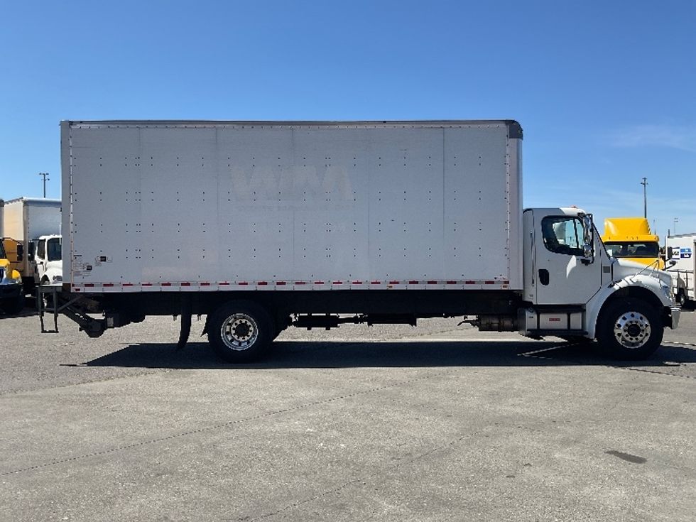 Medium Duty Box Truck-Light and Medium Duty Trucks-Freightliner-2019-M2-Tacoma-WA-165,239\n\t\tmiles-$ 55,750 - Image 15