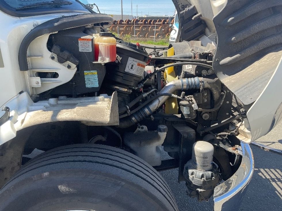 Medium Duty Box Truck-Light and Medium Duty Trucks-Freightliner-2019-M2-Tacoma-WA-165,239\n\t\tmiles-$ 55,750 - Image 23