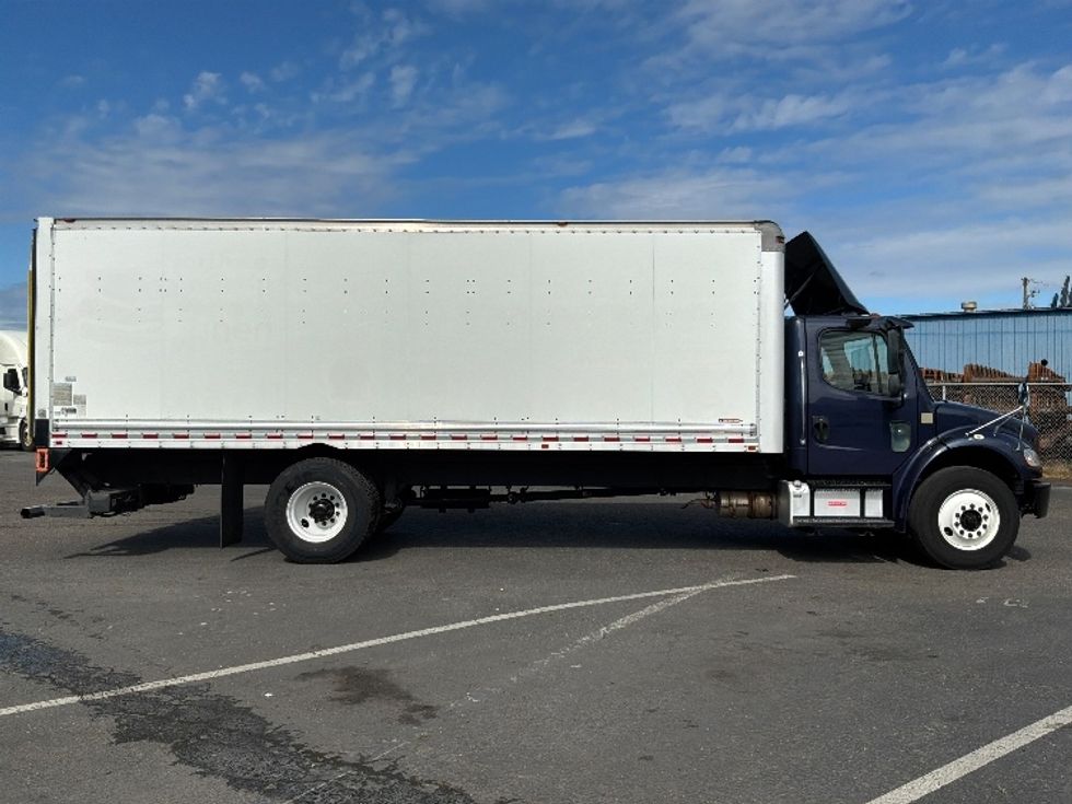 Medium Duty Box Truck-Light and Medium Duty Trucks-Freightliner-2019-M2-Tacoma-WA-176,512\n\t\tmiles-$ 49,250 - Image 15