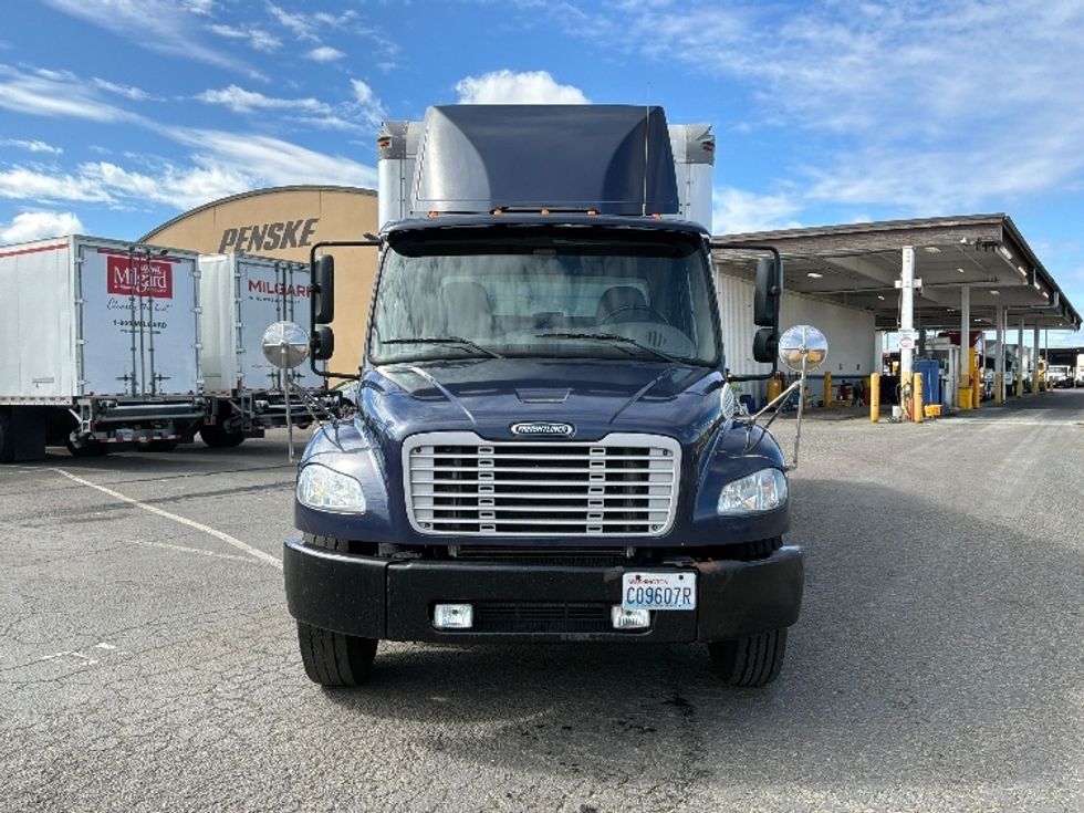 Medium Duty Box Truck-Light and Medium Duty Trucks-Freightliner-2019-M2-Tacoma-WA-176,512\n\t\tmiles-$ 49,250 - Image 2