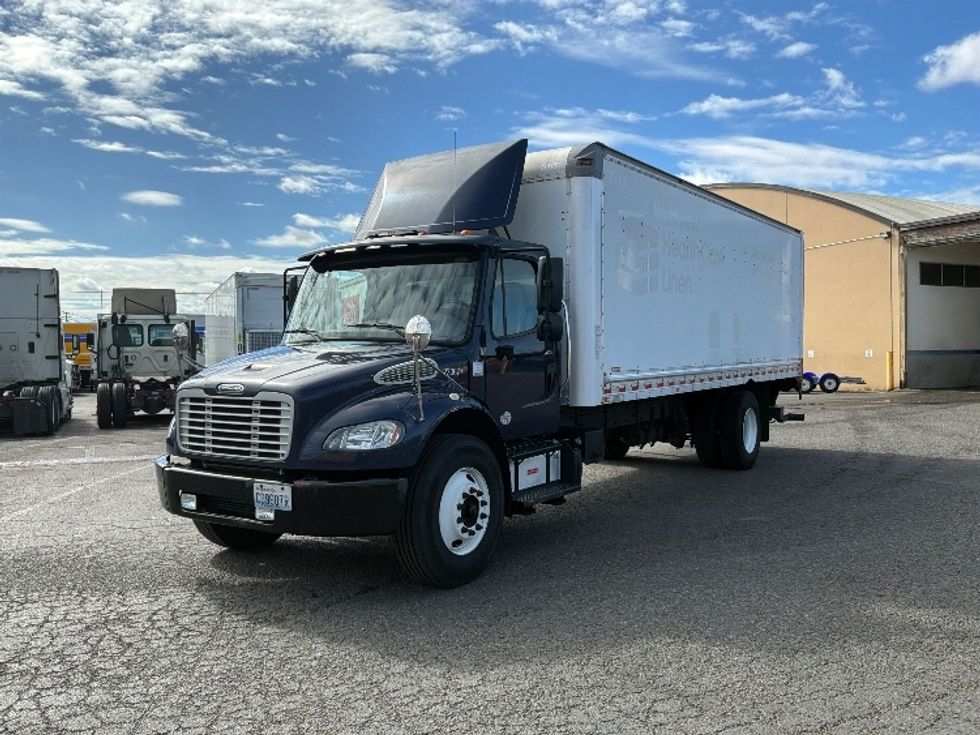 Medium Duty Box Truck-Light and Medium Duty Trucks-Freightliner-2019-M2-Tacoma-WA-176,512\n\t\tmiles-$ 49,250 - Image 3