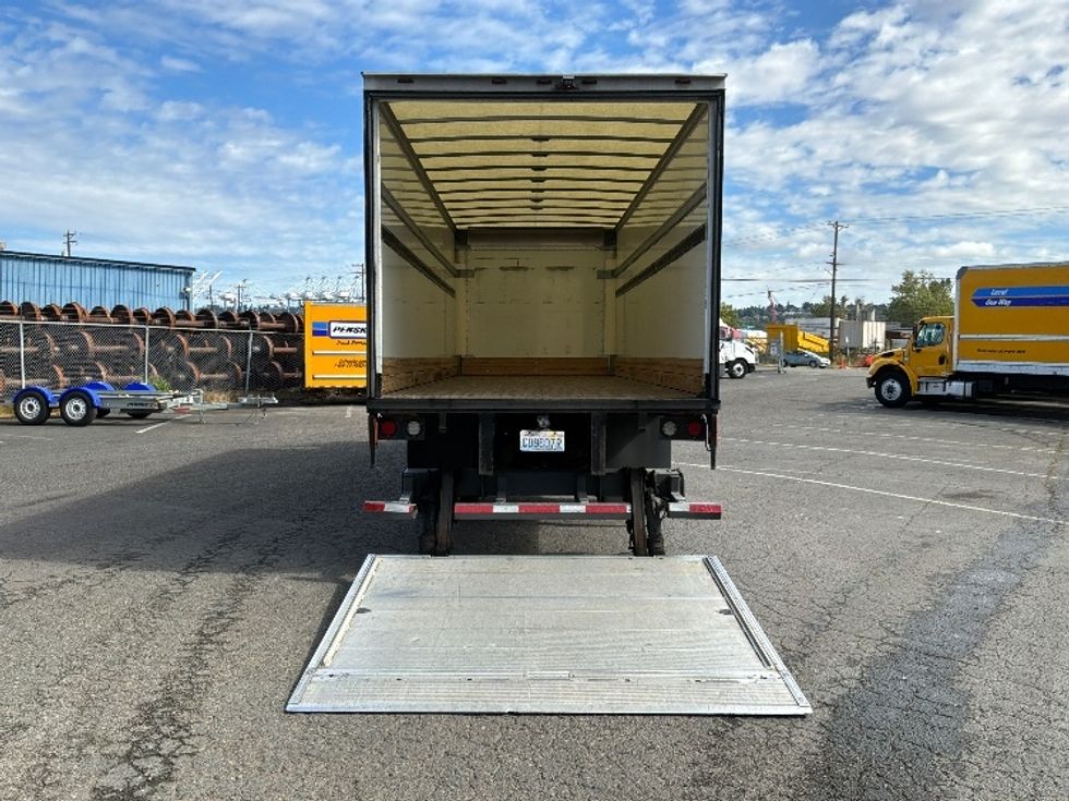 Medium Duty Box Truck-Light and Medium Duty Trucks-Freightliner-2019-M2-Tacoma-WA-176,512\n\t\tmiles-$ 49,250 - Image 9
