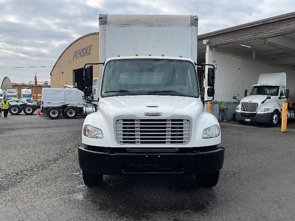 Medium Duty Box Truck-Light and Medium Duty Trucks-Freightliner-2019-M2-Tacoma-WA-90,143\n\t\tmiles-$ 62,250 - Image 2