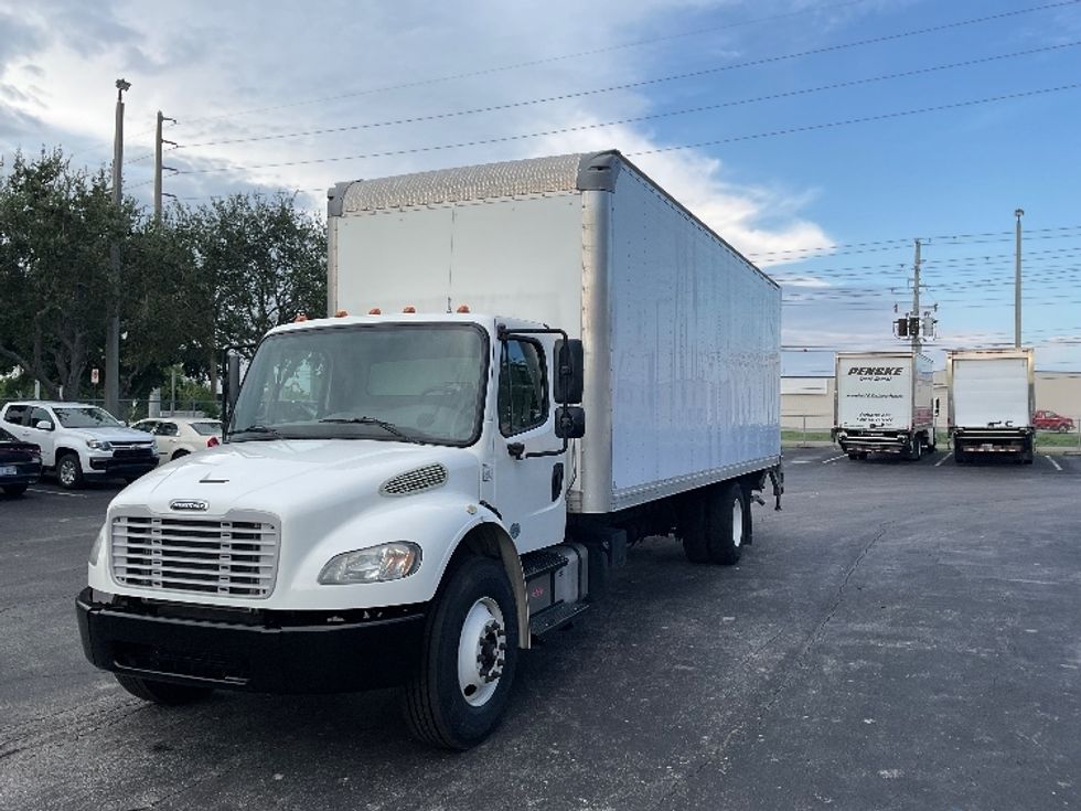 Medium Duty Box Truck-Light and Medium Duty Trucks-Freightliner-2019-M2-Tampa-FL-132,512\n\t\tmiles-$ 56,500 - Image 3