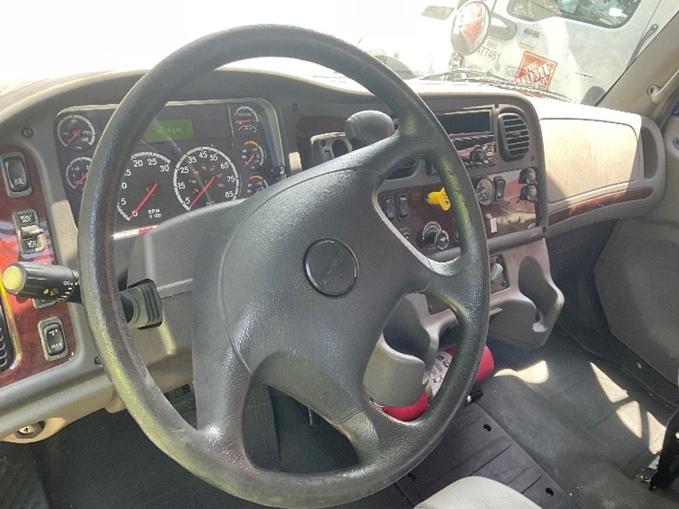 Medium Duty Box Truck-Light and Medium Duty Trucks-Freightliner-2019-M2-Tampa-FL-168,705\n\t\tmiles-$ 42,250 - Image 19