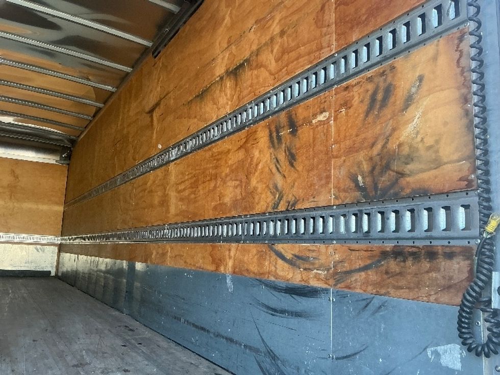 Medium Duty Box Truck-Light and Medium Duty Trucks-Freightliner-2019-M2-Tampa-FL-209,132\n\t\tmiles-$ 34,000 - Image 12