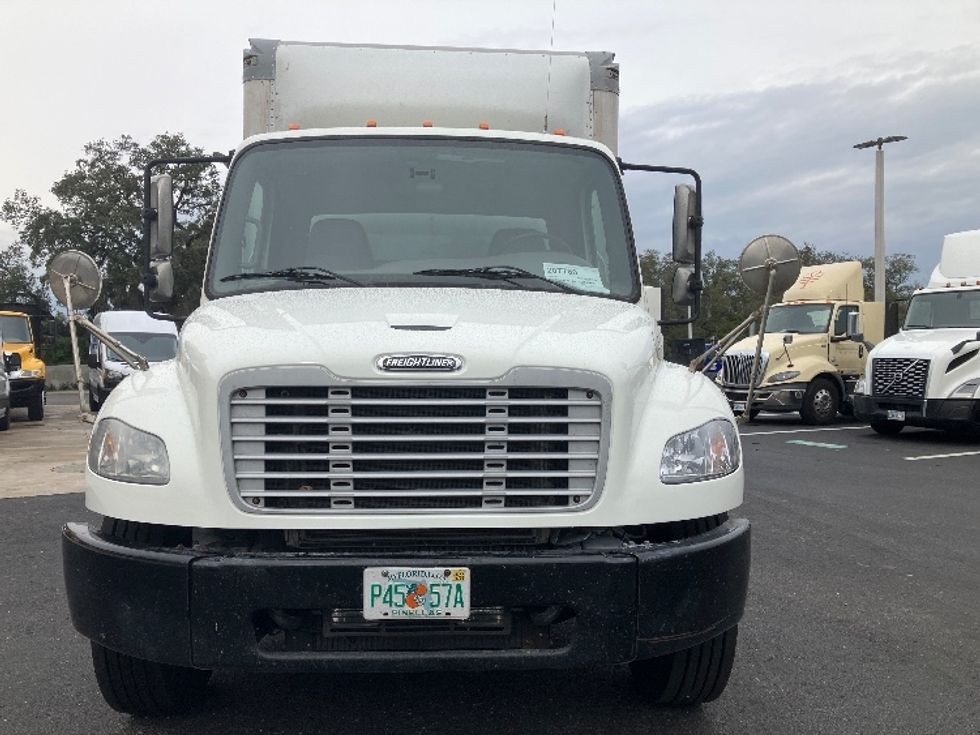 Medium Duty Box Truck-Light and Medium Duty Trucks-Freightliner-2019-M2-Tampa-FL-209,132\n\t\tmiles-$ 34,000 - Image 2