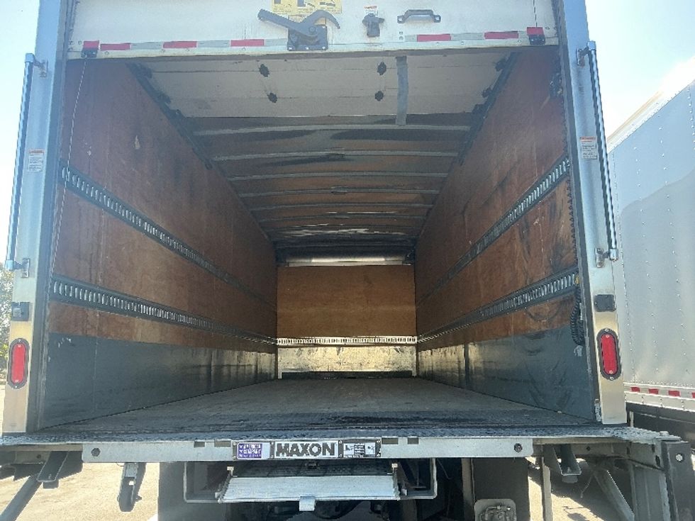 Medium Duty Box Truck-Light and Medium Duty Trucks-Freightliner-2019-M2-Tampa-FL-209,132\n\t\tmiles-$ 34,000 - Image 9