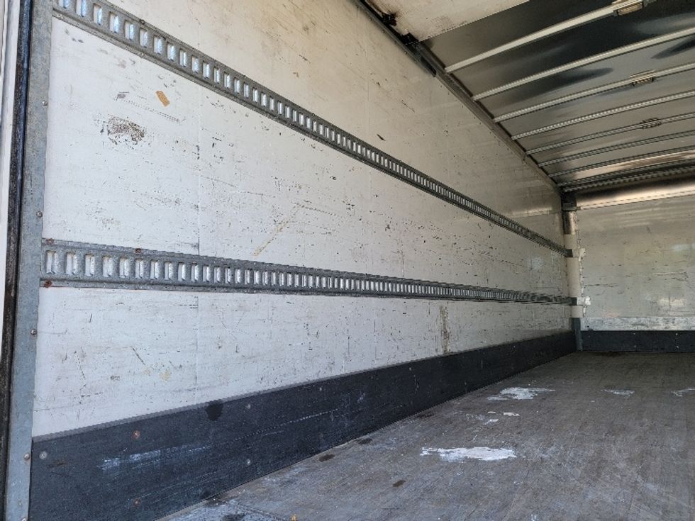 Medium Duty Box Truck-Light and Medium Duty Trucks-Freightliner-2019-M2-Tampa-FL-221,724\n\t\tmiles-$ 45,750 - Image 11