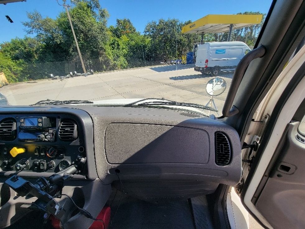 Medium Duty Box Truck-Light and Medium Duty Trucks-Freightliner-2019-M2-Tampa-FL-221,724\n\t\tmiles-$ 45,750 - Image 21