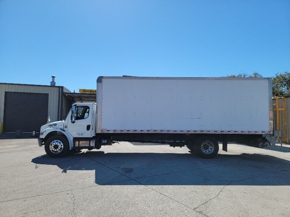 Medium Duty Box Truck-Light and Medium Duty Trucks-Freightliner-2019-M2-Tampa-FL-221,724\n\t\tmiles-$ 45,750 - Image 4