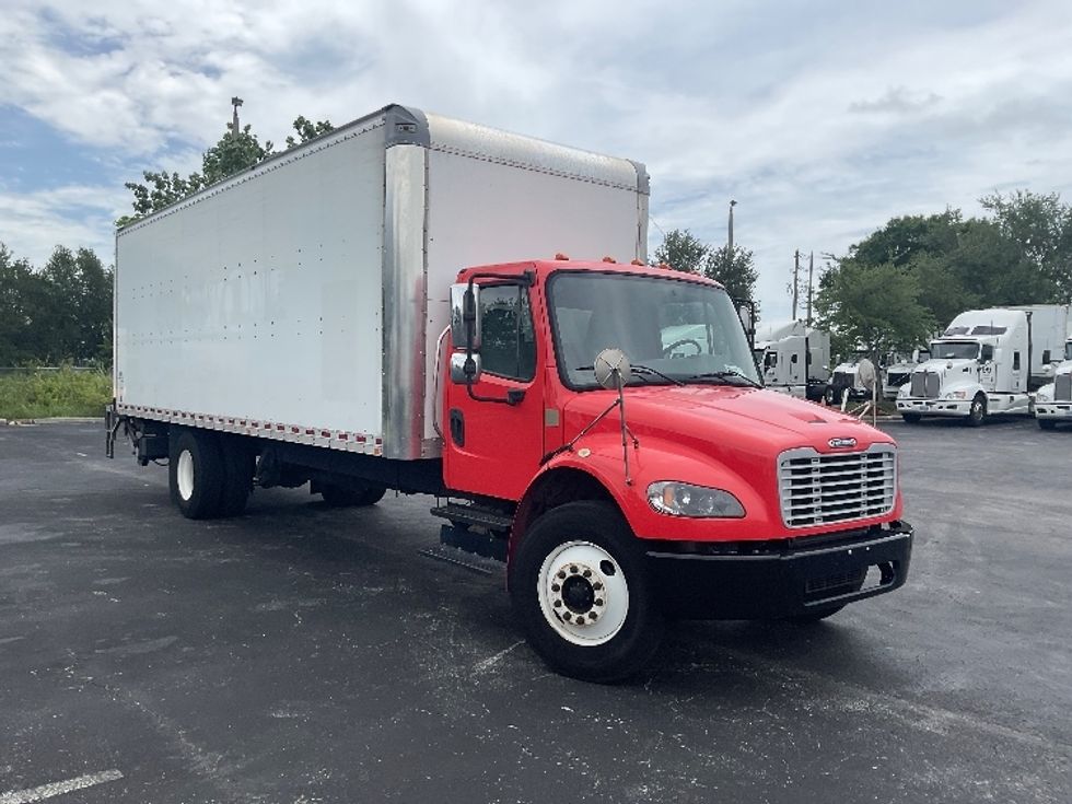Medium Duty Box Truck-Light and Medium Duty Trucks-Freightliner-2019-M2-Tampa-FL-230,947\n\t\tmiles-$ 42,500 - Image 1