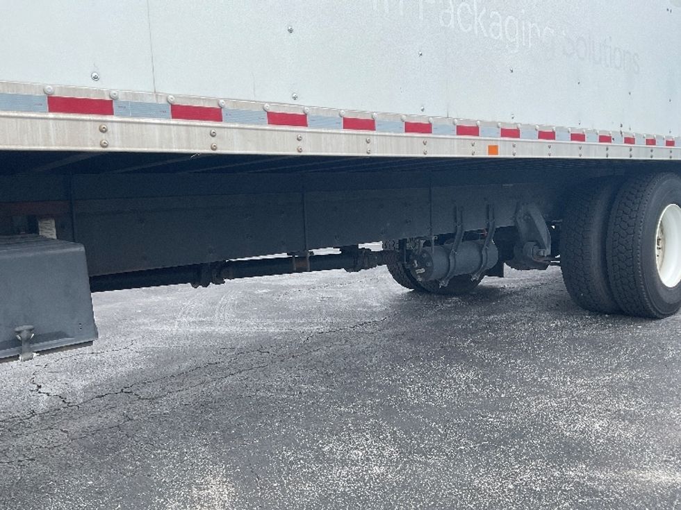 Medium Duty Box Truck-Light and Medium Duty Trucks-Freightliner-2019-M2-Tampa-FL-230,947\n\t\tmiles-$ 42,500 - Image 5