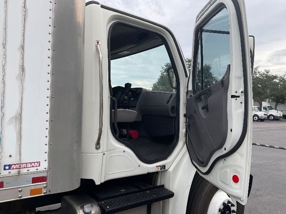 Medium Duty Box Truck-Light and Medium Duty Trucks-Freightliner-2019-M2-Tampa-FL-276,474\n\t\tmiles-$ 42,750 - Image 20