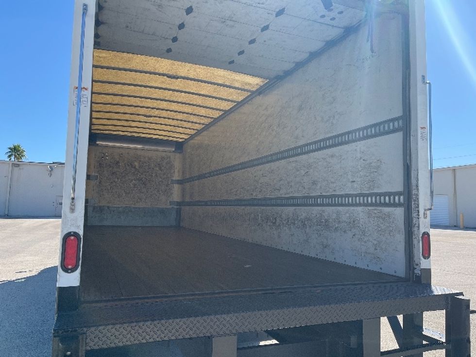 Medium Duty Box Truck-Light and Medium Duty Trucks-Freightliner-2019-M2-Tampa-FL-276,707\n\t\tmiles-$ 29,500 - Image 12